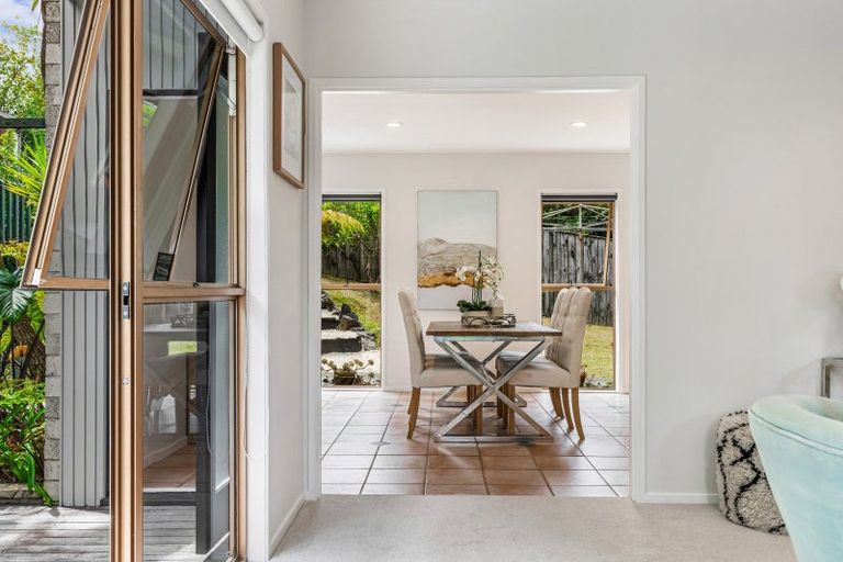 Photo of property in 211 Glamorgan Drive, Torbay, Auckland, 0630