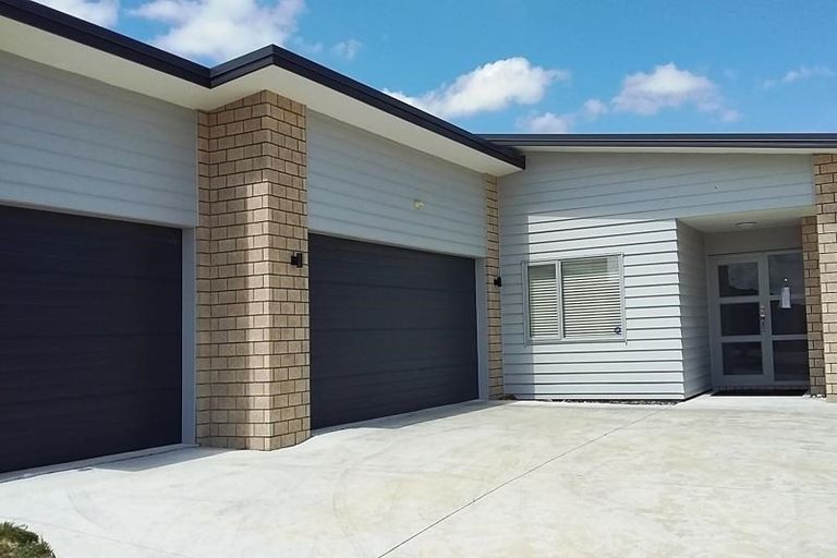 Photo of property in 31 Whitney Place, Rototuna North, Hamilton, 3210