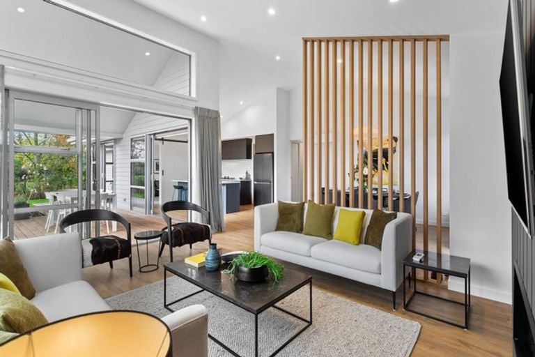 Photo of property in 11 Munro Oak Lane, Clevedon, Papakura, 2582