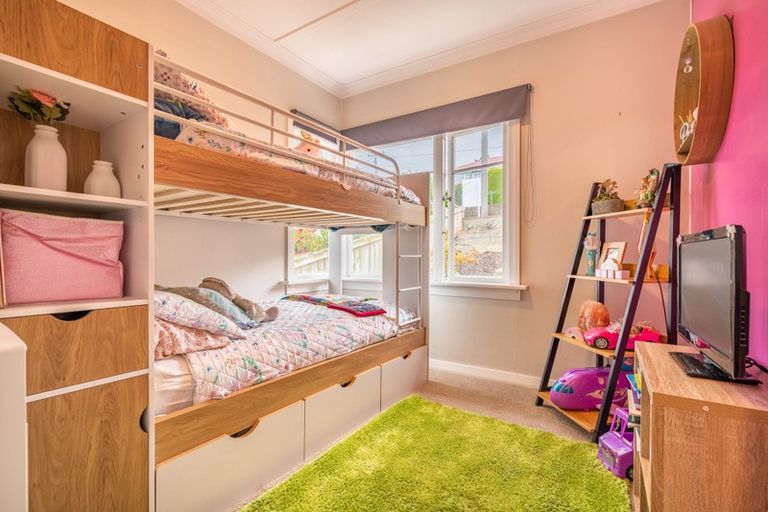 Photo of property in 30 Alexander Street, Abbotsford, Dunedin, 9018