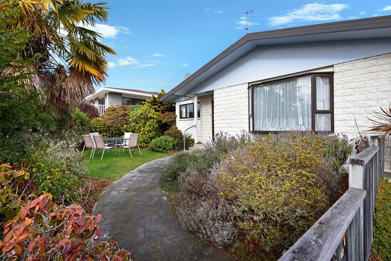 Photo of property in 29 Farnham Drive, Richmond, 7020