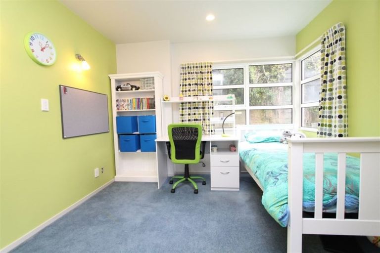 Photo of property in 91a Happy Valley Road, Owhiro Bay, Wellington, 6023