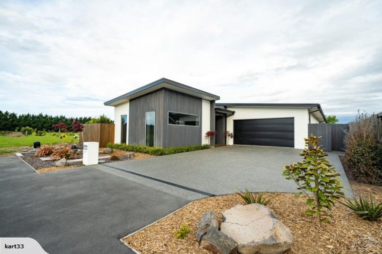 Photo of property in 9 Black Rock Way, Prebbleton, 7604