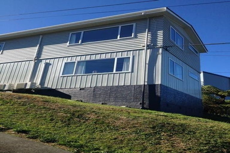 Photo of property in 9 Bedford Street, Northland, Wellington, 6012