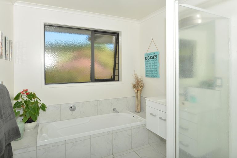 Photo of property in 27 Papatawa Lane, Maunu, Whangarei, 0179