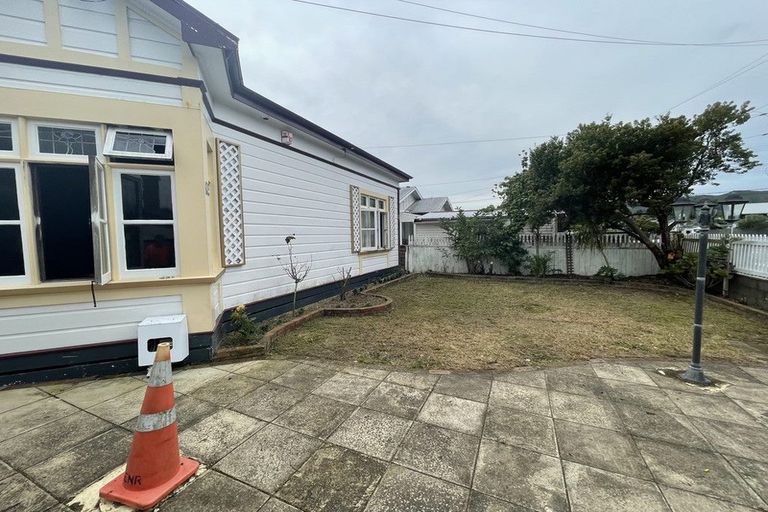 Photo of property in 43 Pretoria Street, Hutt Central, Lower Hutt, 5010