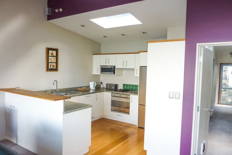 Photo of property in 12a Sainsbury Road, Fernhill, Queenstown, 9300