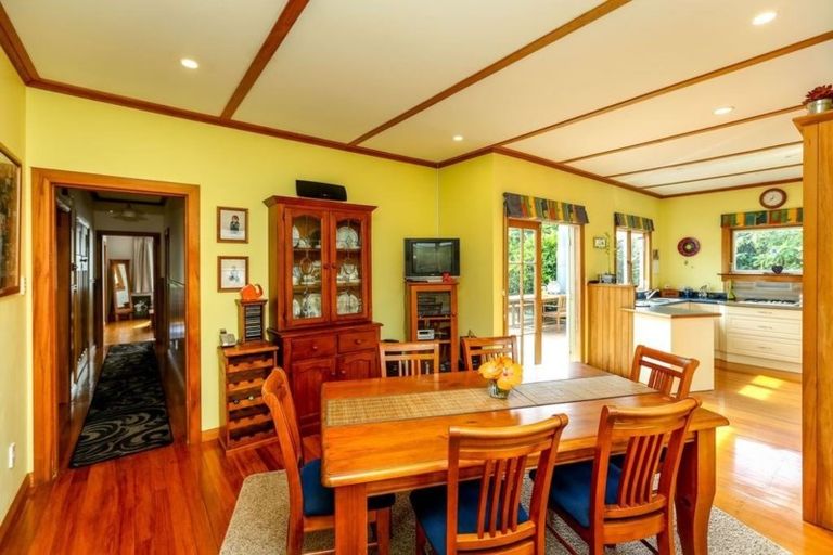 Photo of property in 3 Henui Street, Strandon, New Plymouth, 4312