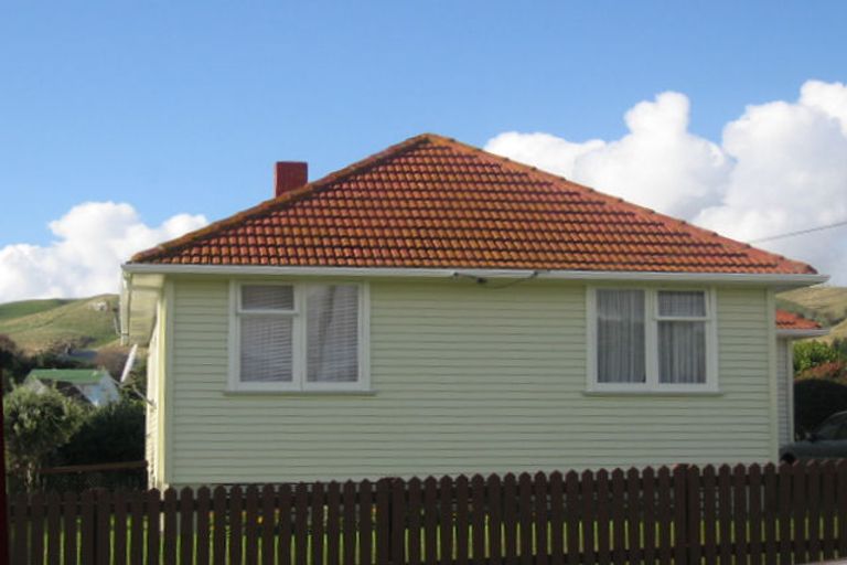 Photo of property in 17 Justine Street, Cannons Creek, Porirua, 5024