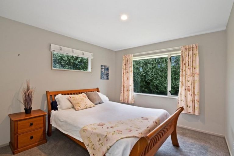 Photo of property in 7a Sequoia Place, Parklands, Christchurch, 8083