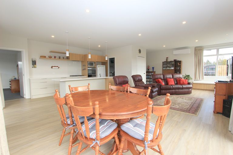 Photo of property in 233 Taylor Pass Road, Witherlea, Blenheim, 7201