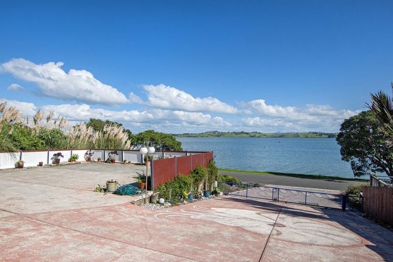 Photo of property in 248 Beach Road, Onerahi, Whangarei, 0110