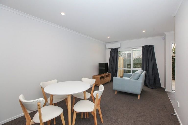 Photo of property in 15/10 Burrows Place, Frankton, Hamilton, 3204