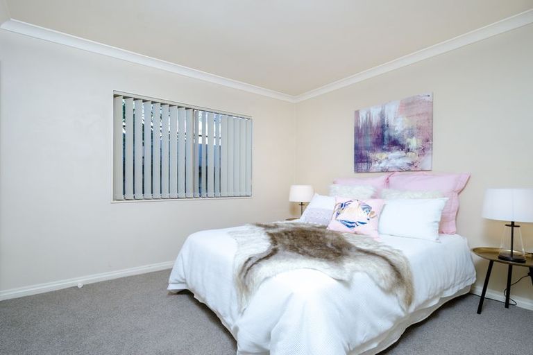 Photo of property in 34 Jadewynn Drive, Massey, Auckland, 0614