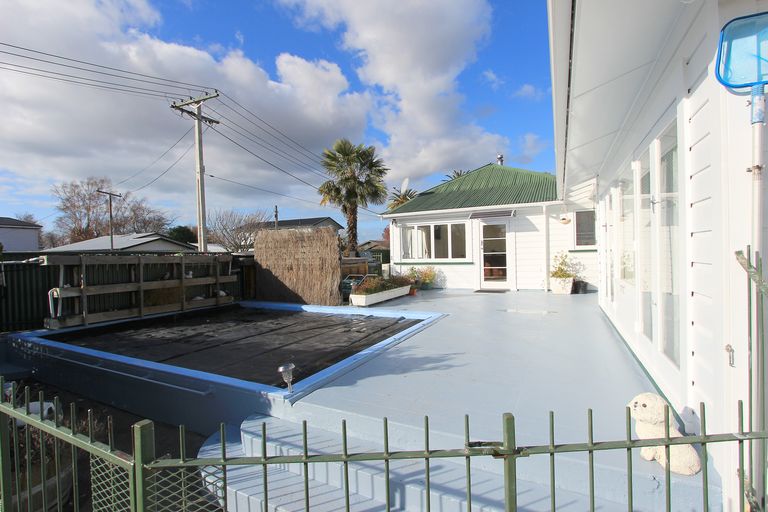 Photo of property in 1 Whitney Street, Blenheim, 7201