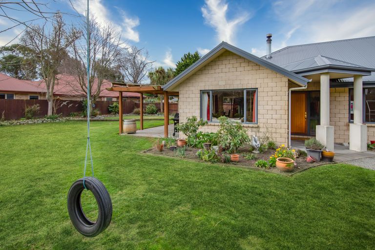 Photo of property in 3 Mill Road, Leithfield, Amberley, 7481