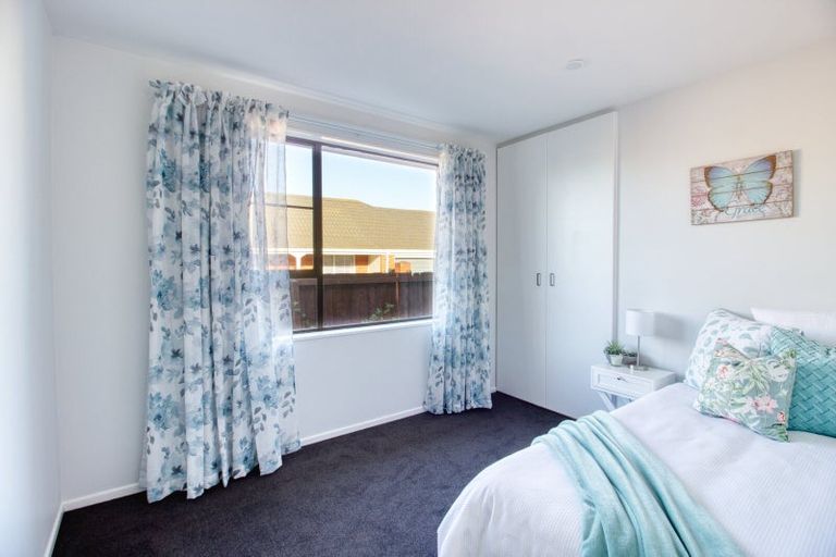 Photo of property in 2/10 Montclare Avenue, Ilam, Christchurch, 8041