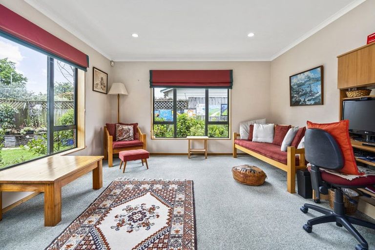 Photo of property in 71 Taylor Street, Cambridge, 3434