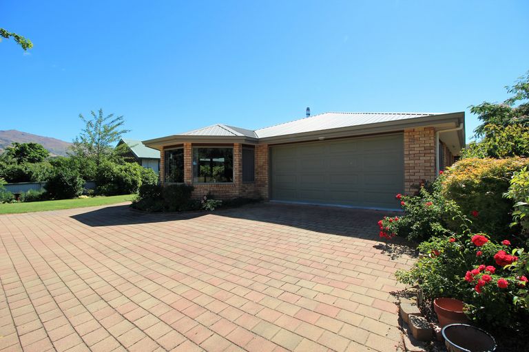 Photo of property in 132 Sunderland Street, Clyde, 9330