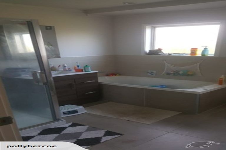 Photo of property in 52 Japonica Drive, Beach Haven, Auckland, 0626