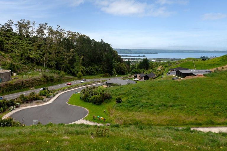 Photo of property in 1 Petes Way, Lynmore, 3076