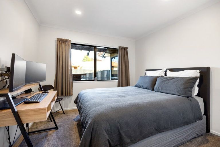 Photo of property in 61 Diomede Glade, Flagstaff, Hamilton, 3210