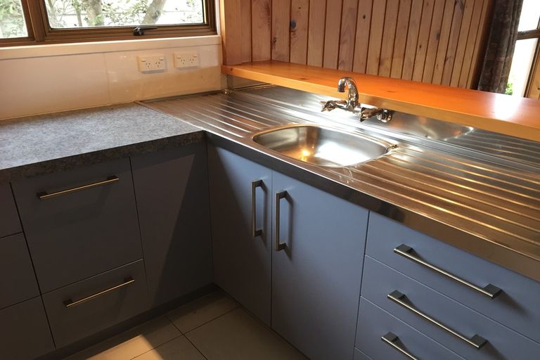 Photo of property in 953 Whangaparaoa Road, Manly, Whangaparaoa, 0930