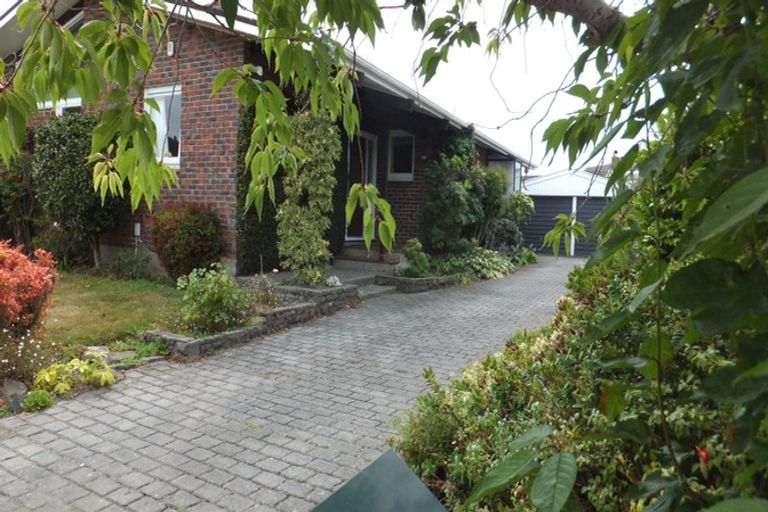 Photo of property in 9 Rutherglen Avenue, Ilam, Christchurch, 8041