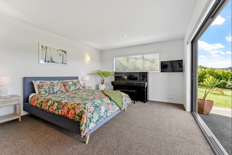 Photo of property in 4 Penney Rise, Matakana, 0985