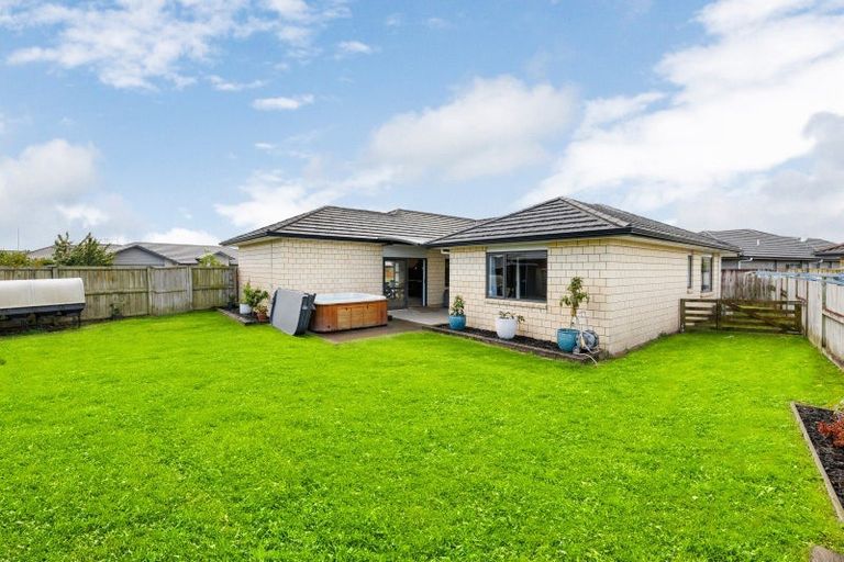 Photo of property in 3 Wessex Place, Rototuna North, Hamilton, 3210