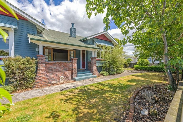 Photo of property in 24 Argyle Avenue, Takaro, Palmerston North, 4410