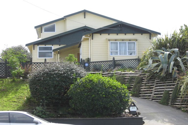 Photo of property in 1/104 Alma Road, Gonville, Whanganui, 4501
