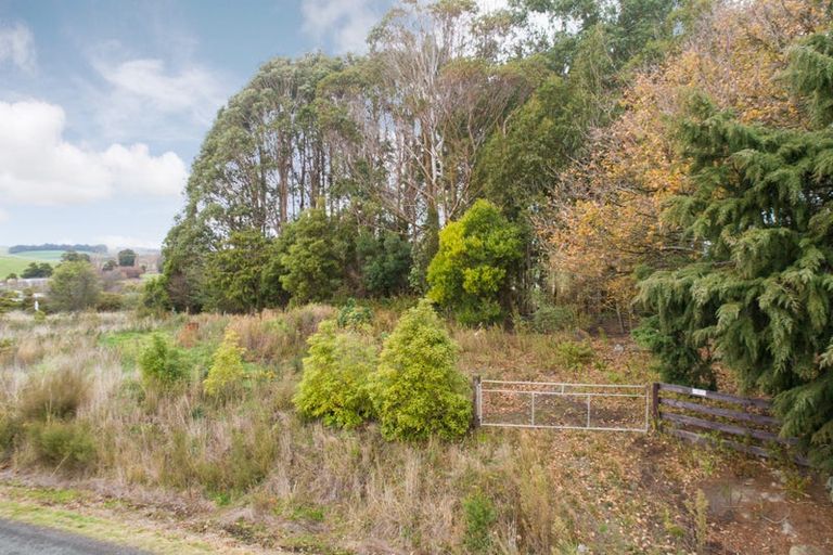 Photo of property in 7 Sherwill Street, Halcombe, 4779