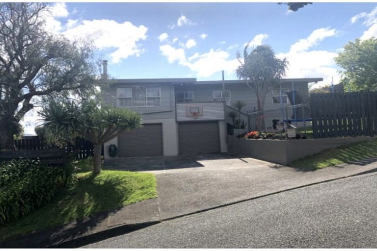 Photo of property in 1 Moa Place, Onerahi, Whangarei, 0110