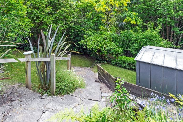 Photo of property in 16 Burtts Road, Durie Hill, Whanganui, 4500