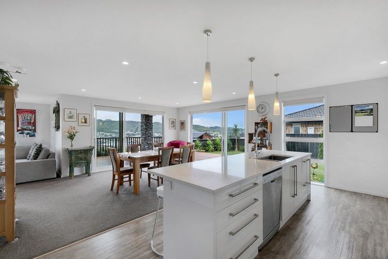Photo of property in 112 John Burke Drive, Aotea, Porirua, 5024