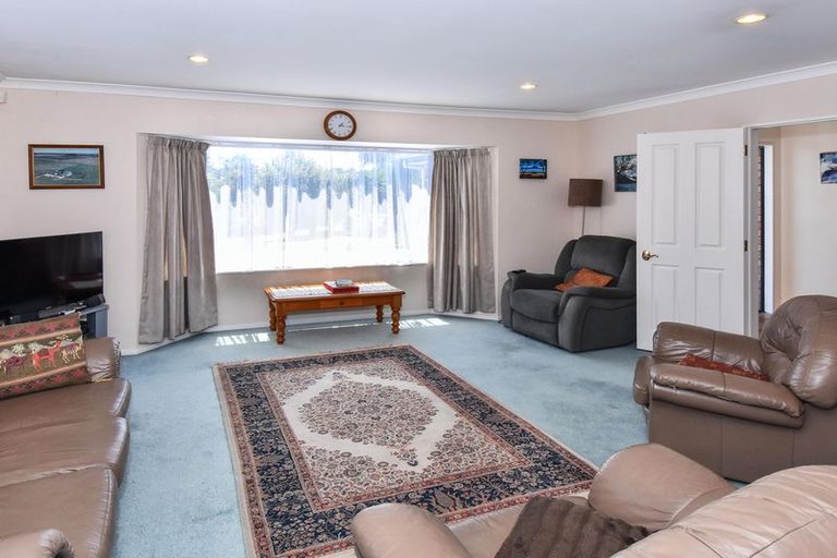 Photo of property in 53 Bellville Drive, Clendon Park, Auckland, 2103