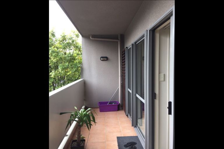 Photo of property in 30/8c Westward Ho Road, Glen Eden, Auckland, 0602