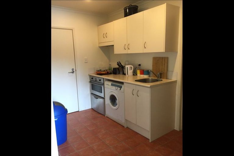 Photo of property in 30/8c Westward Ho Road, Glen Eden, Auckland, 0602