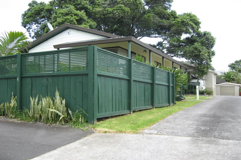 Photo of property in 1/60 Coronation Road, Mangere Bridge, Auckland, 2022