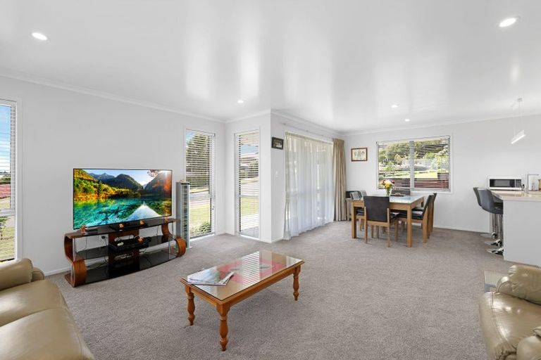 Photo of property in 100 Rosehearty Place, Te Awamutu, 3800