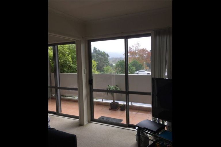 Photo of property in 30/8c Westward Ho Road, Glen Eden, Auckland, 0602