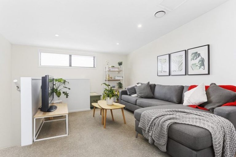 Photo of property in 190 Hobsonville Point Road, Hobsonville, Auckland, 0616