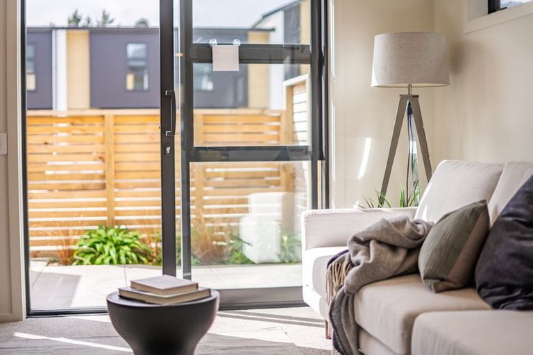 Photo of property in 35 Te Ara O Papatahi, Wainuiomata, Lower Hutt, 5014