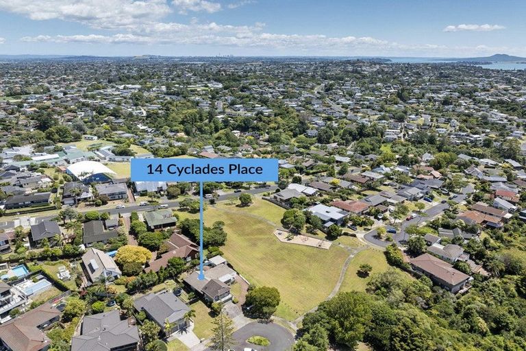 Photo of property in 14 Cyclades Place, Shelly Park, Auckland, 2014