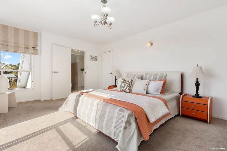 Photo of property in 161 Oaktree Avenue, Browns Bay, Auckland, 0630