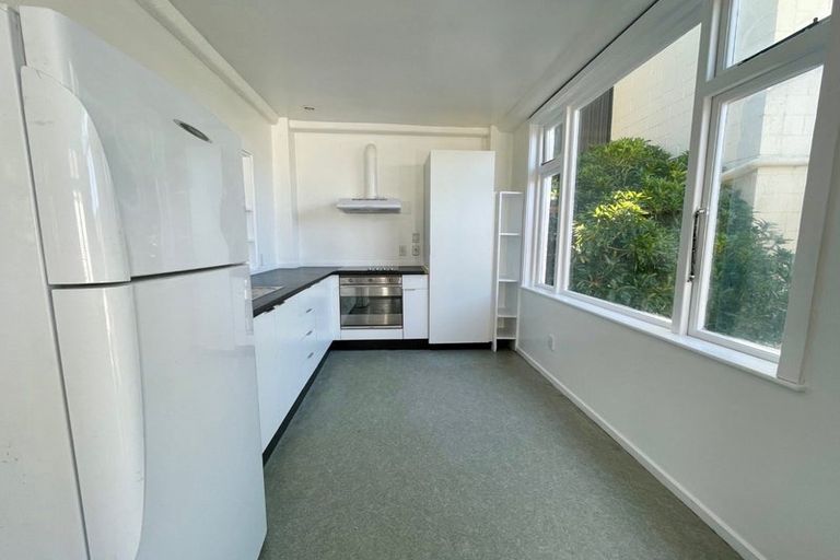 Photo of property in 151 Grant Road, Thorndon, Wellington, 6011