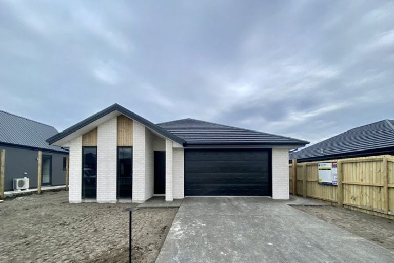 Photo of property in 40 Blakes Road, Belfast, Christchurch, 8051