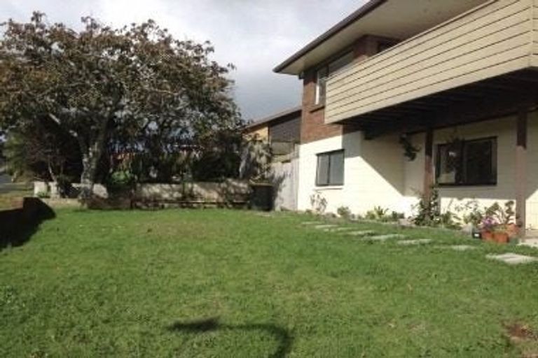 Photo of property in 25 Northpark Avenue, Northpark, Auckland, 2013