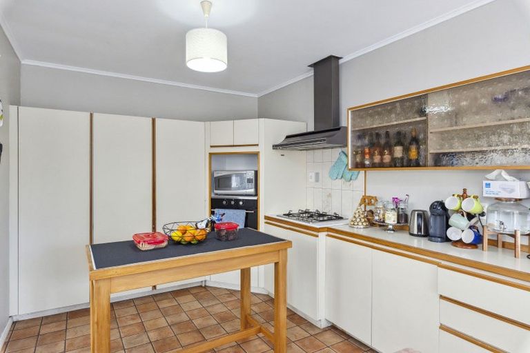 Photo of property in 16 Eatwell Avenue, Paraparaumu Beach, Paraparaumu, 5032